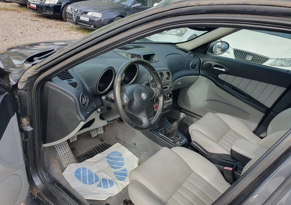 Alfa Romeo Crosswagon cena 10900 przebieg: 156000, rok produkcji 2005 z Szadek małe 191